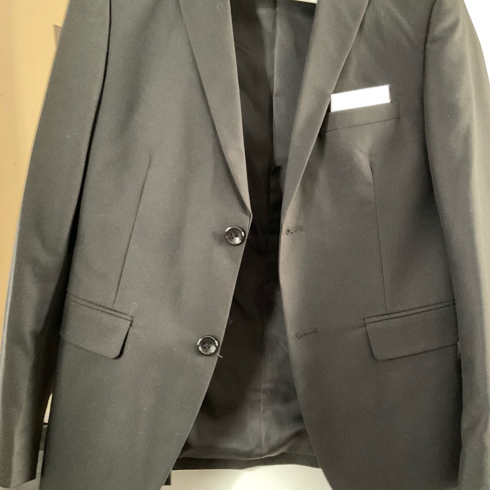 Classic Black teenager’s Two-Button Blazer - Picture 3 of 3